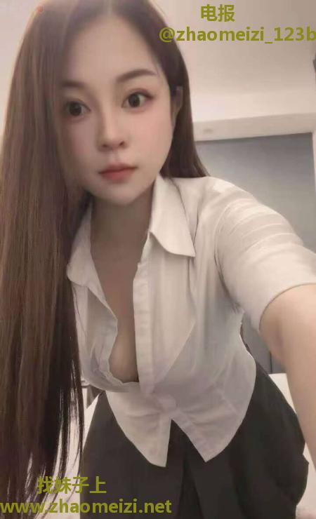 大奶毒龙丹妮