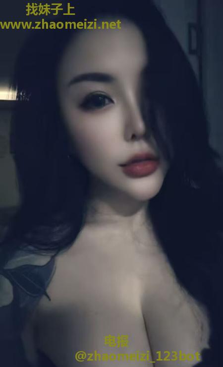 栖霞肥臀巨乳