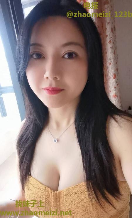园区大奶少妇啊朱