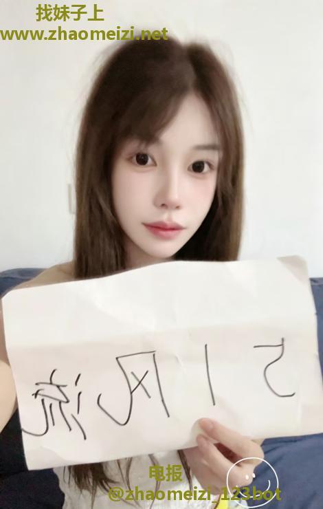 雨花上铁大美女