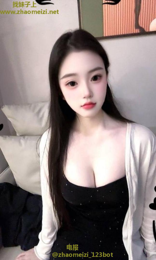 天然的尤物小姐姐