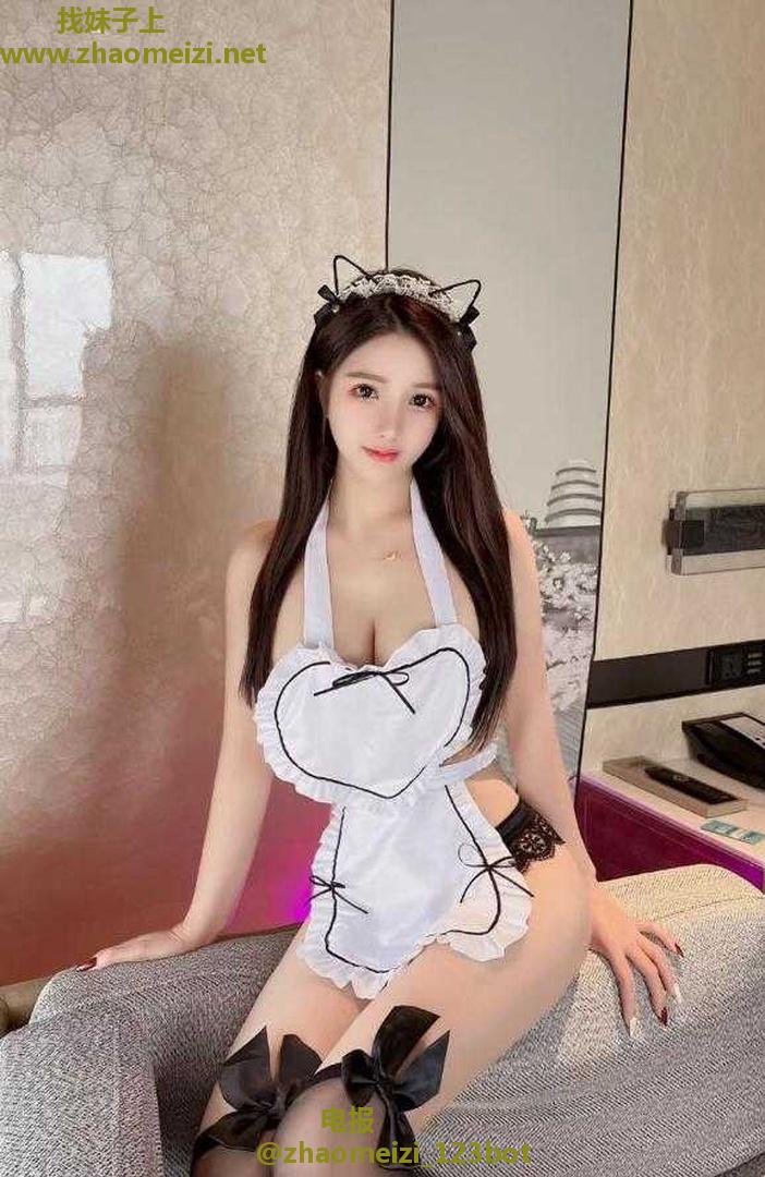 肤白貌美性感妹子