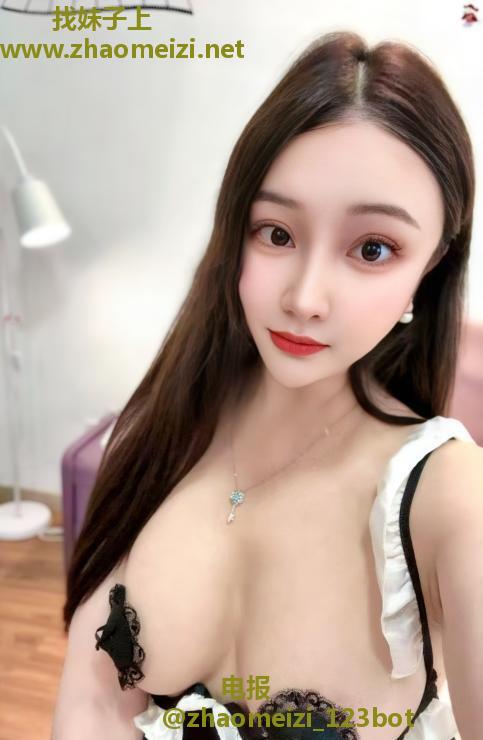 松江川渝白嫩巨乳妹