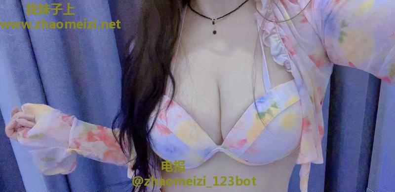 性感大奶希希老师