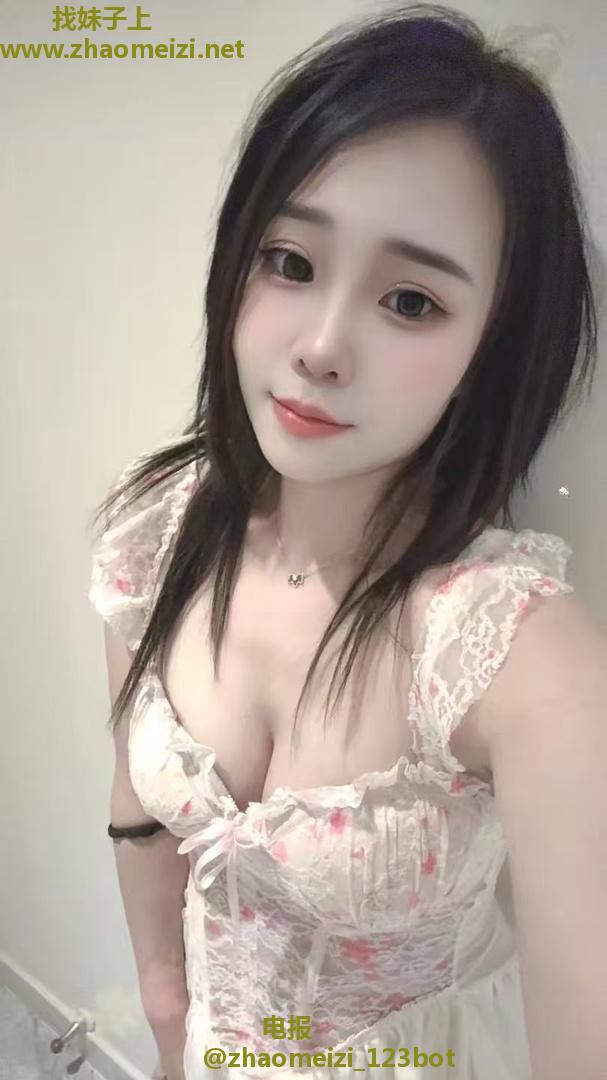 天河妩媚性感御姐
