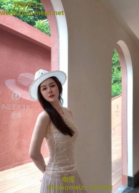 艳舞小女人欣语