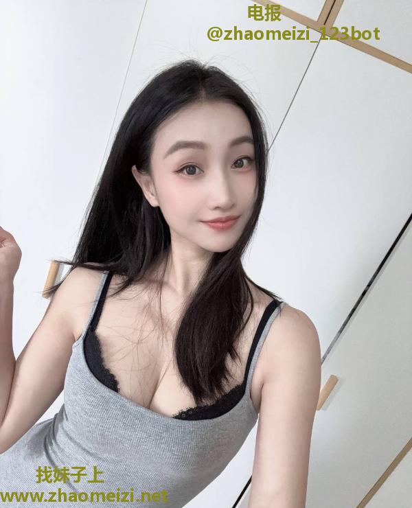 天河女友感十足肖雅