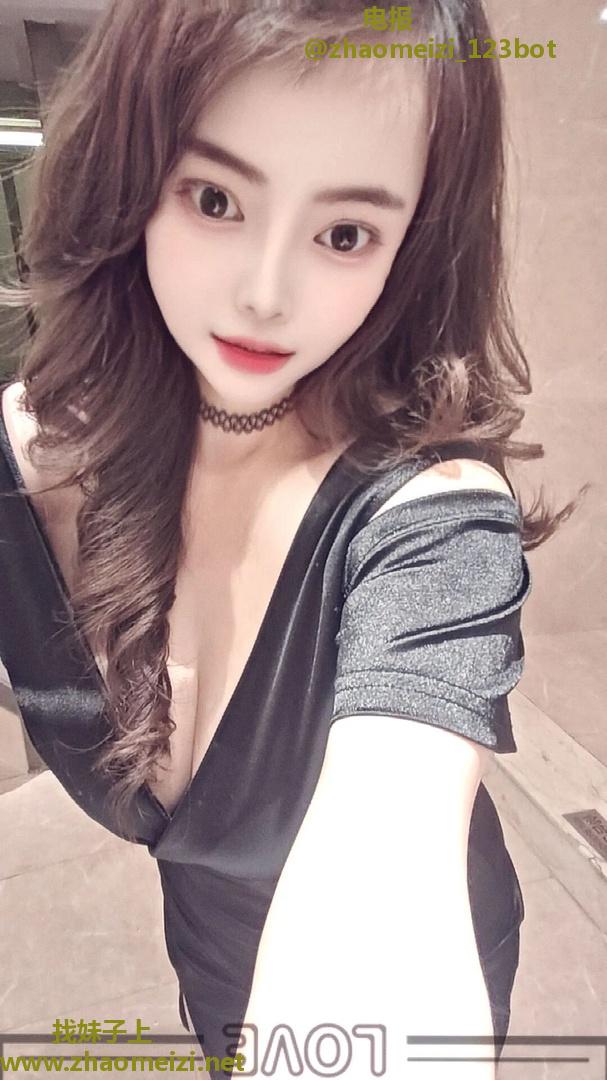 西山大奶妞