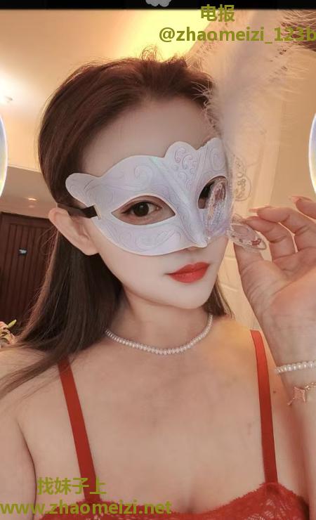 龙华巨乳小姐姐