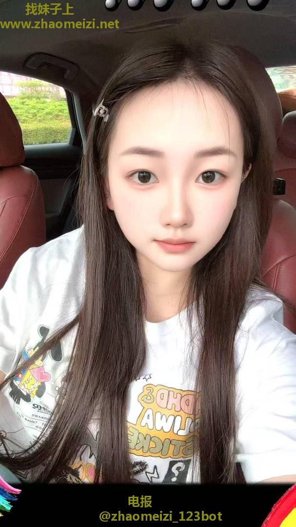 纯欲前凸后翘嫩妹