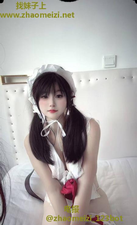 小骚妹蜜桃臀