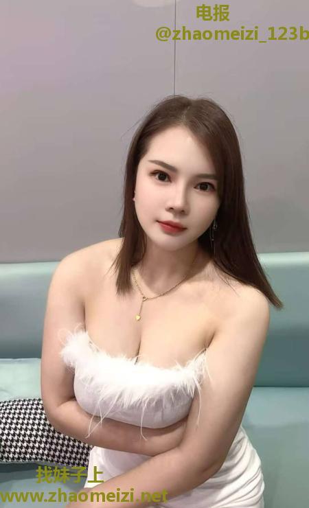 上城丰满耐操型骚少妇