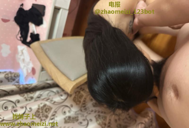 青山湖风骚纹身少妇