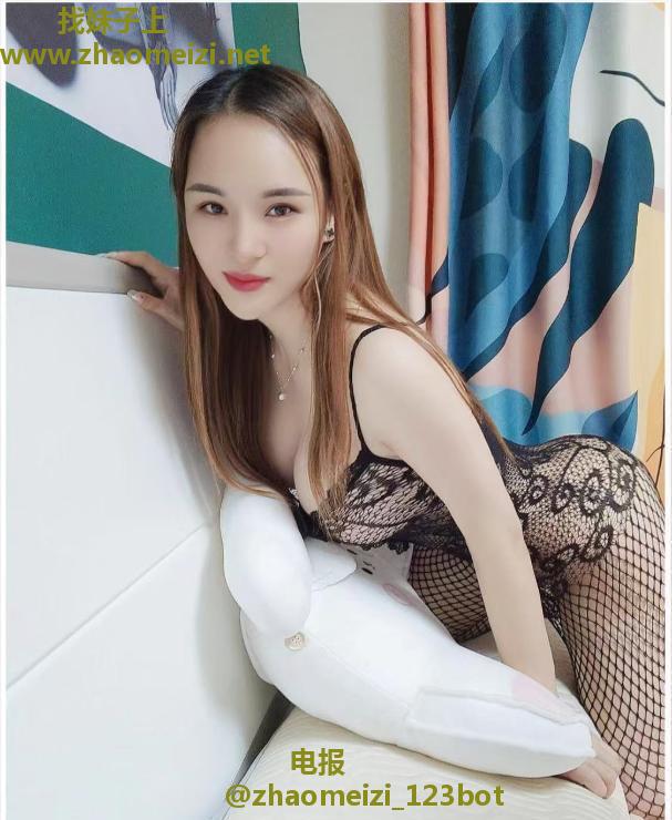黑丝骚御姐圆圆