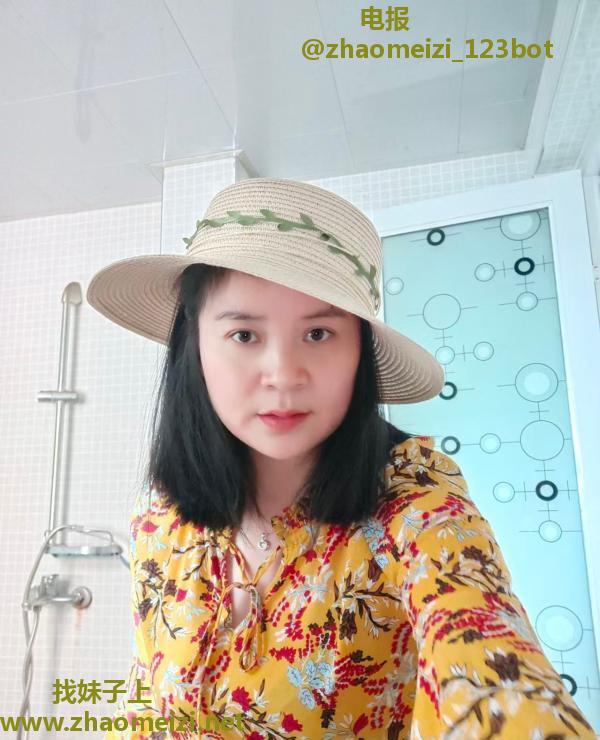 大胸口碑服务款倩倩
