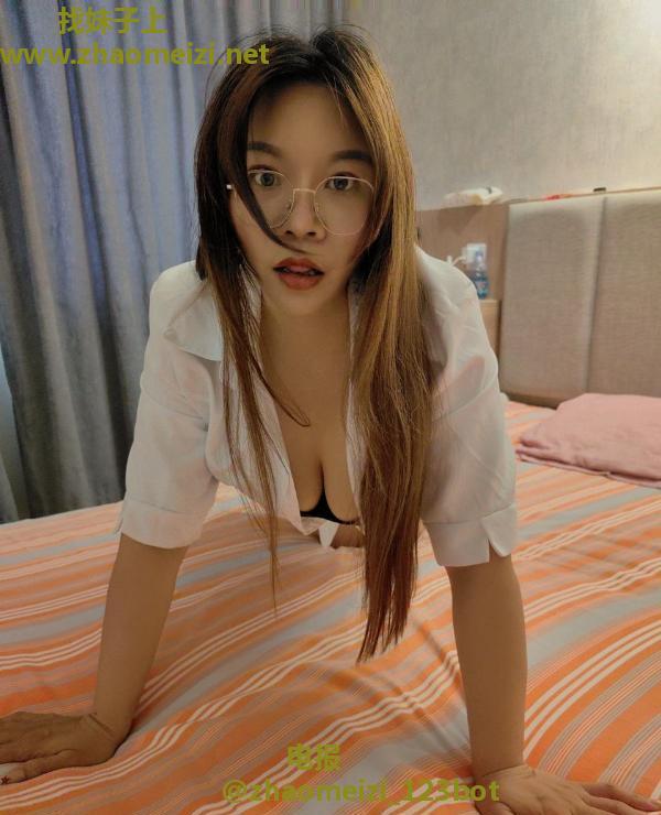 大屁股珠珠