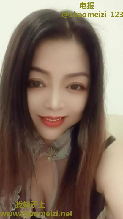 出击宝安双飞姐妹花