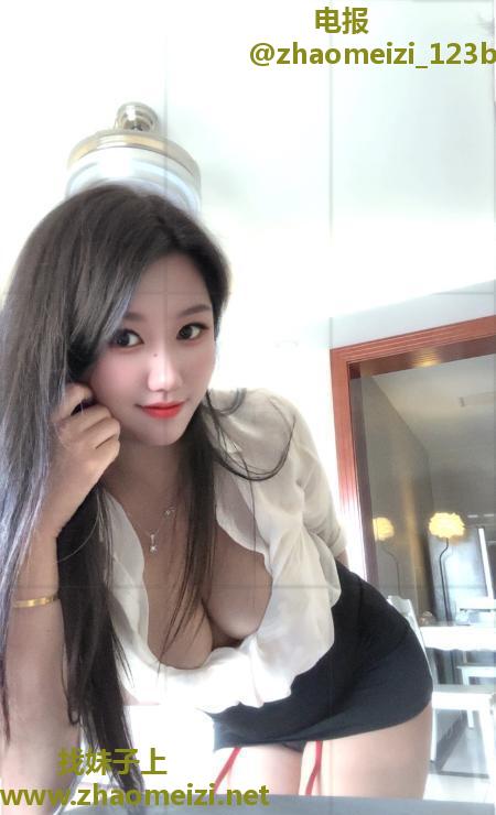 年轻妹子桃桃