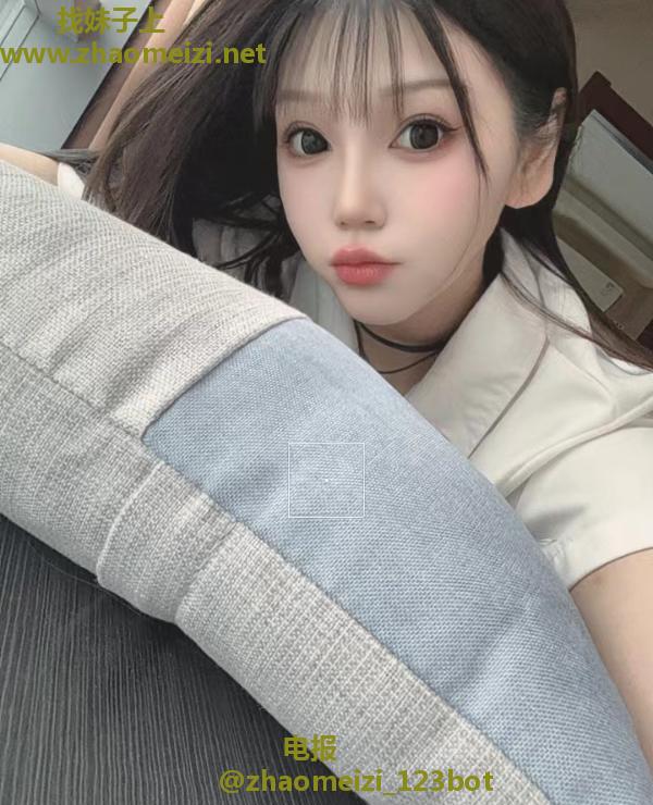 御萝双休的喵喵老师