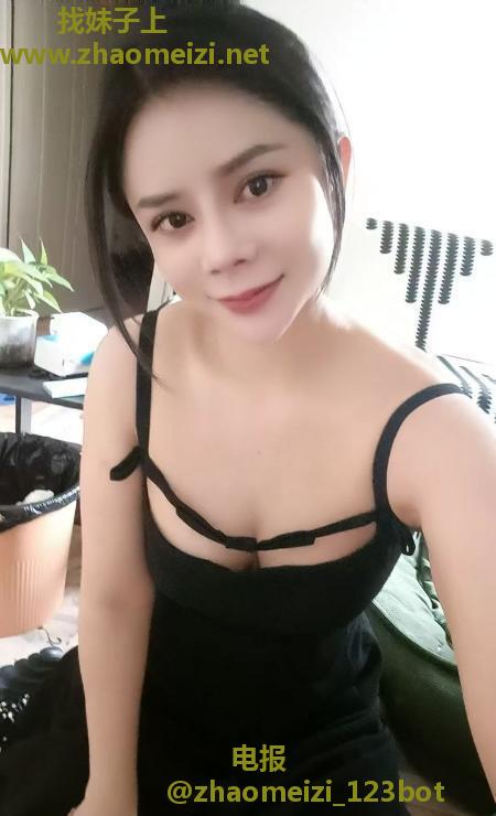 木瓜奶少妇菲菲