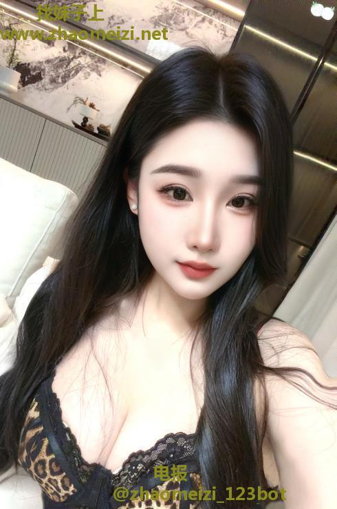 翘臀多乐老师