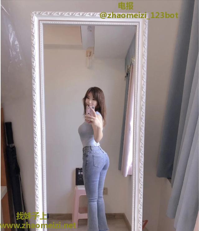 上城大胸翘臀御姐