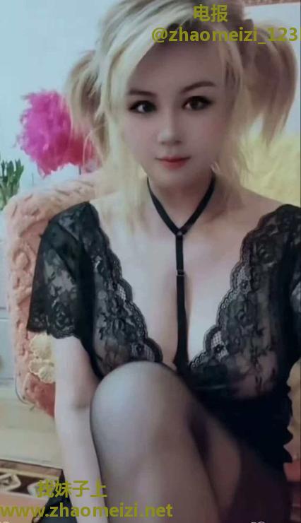 风骚泻火大奶熟女
