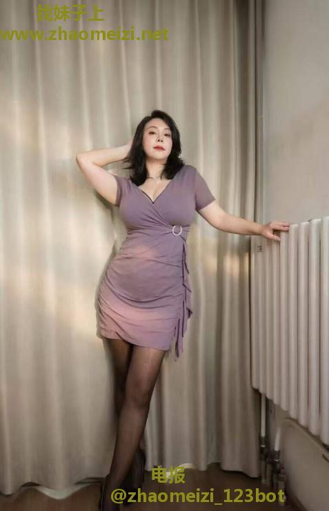 大胸骚货熟女