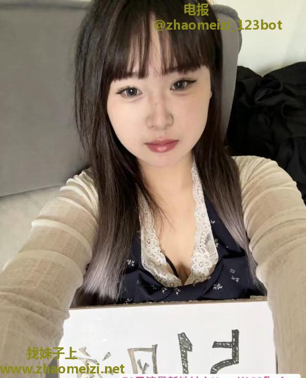 婴儿肥小骚货