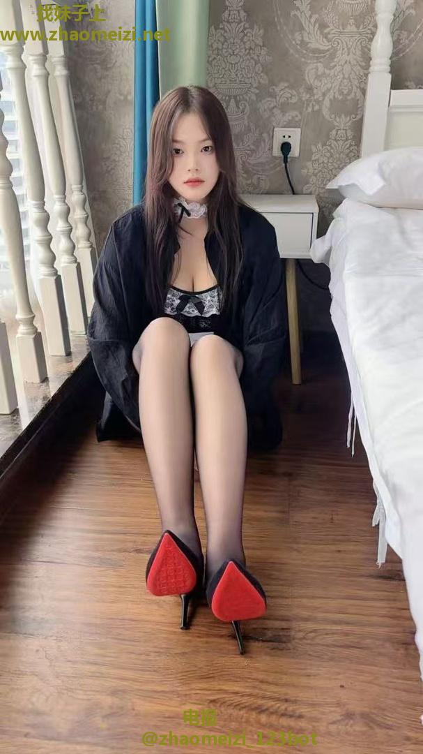 石家庄白皙丰满小嫩妹