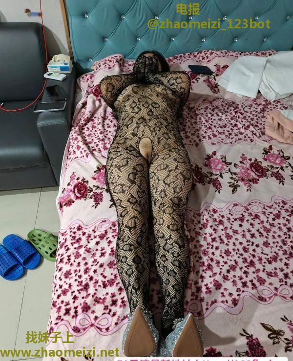 宝安服务系大奶美臀
