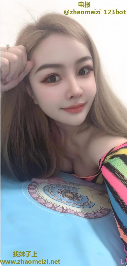混血儿大奶伊娜