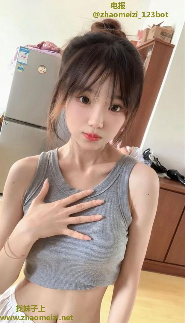 风骚妩媚多姿小姐姐 