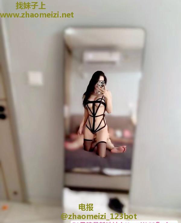 东站颜控大长腿佳佳