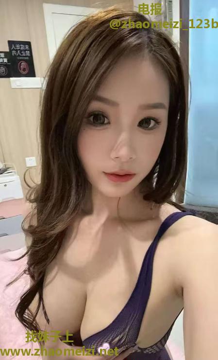 后入大屁股小甜甜