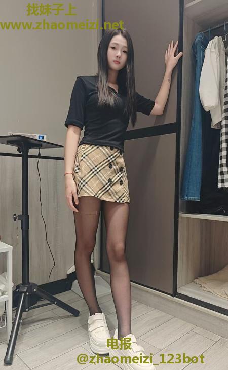 万家丽清纯嫩妹水多多