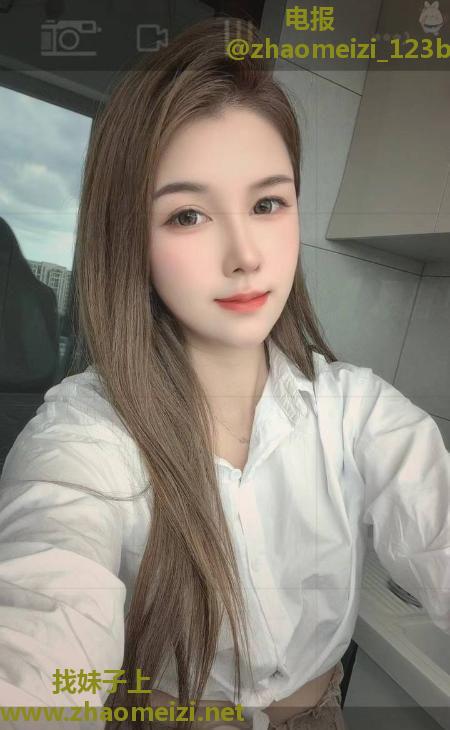 风骚服务系翘臀老师