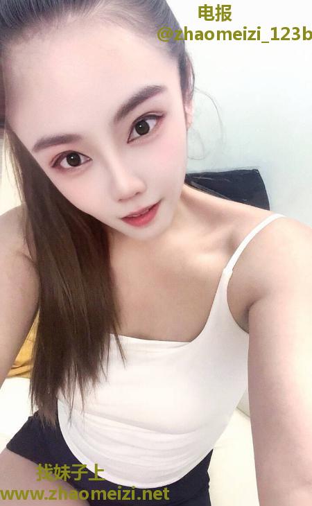 三通巨乳肥臀娜娜