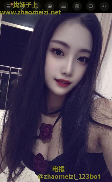二七区大奶骚女夏老师