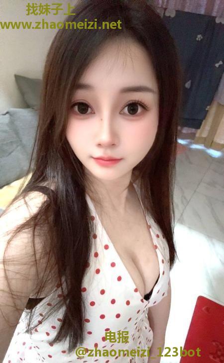 前凸后翘安妮老师