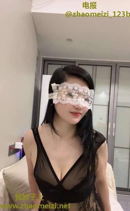 洪山黑丝骚妇
