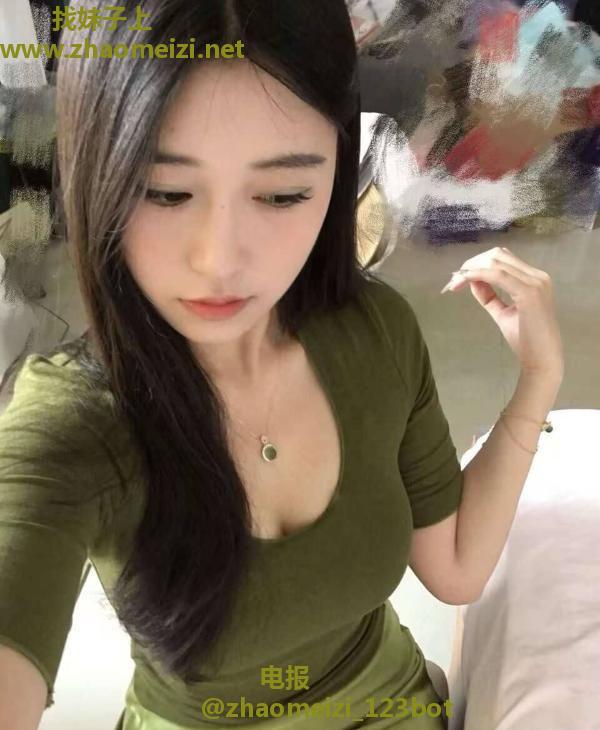 可吞精的骚货小婊子