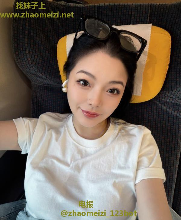 大胸虎牙妹文文