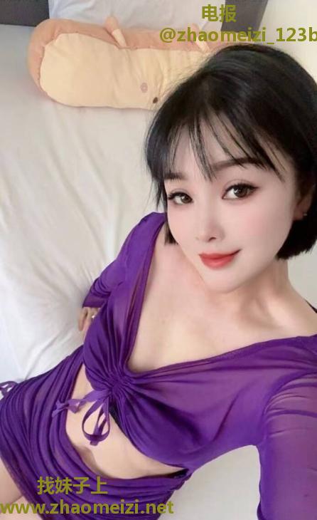 朝阳颜值巨乳梨子老师
