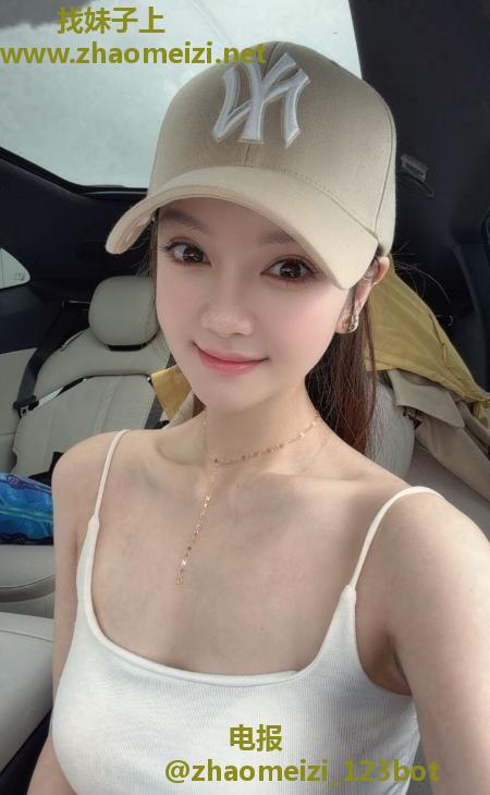 性感身材翘臀颜值老师