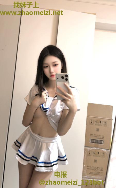 龙华08瑜伽学生妹
