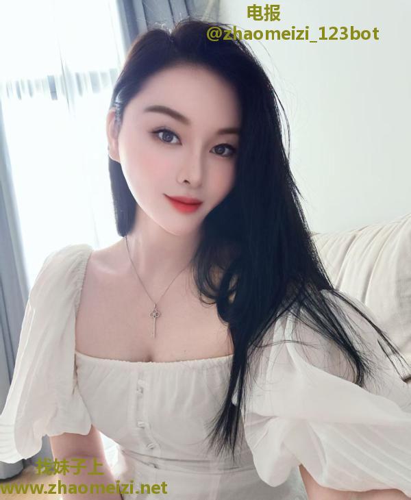 福永兼职性感御姐