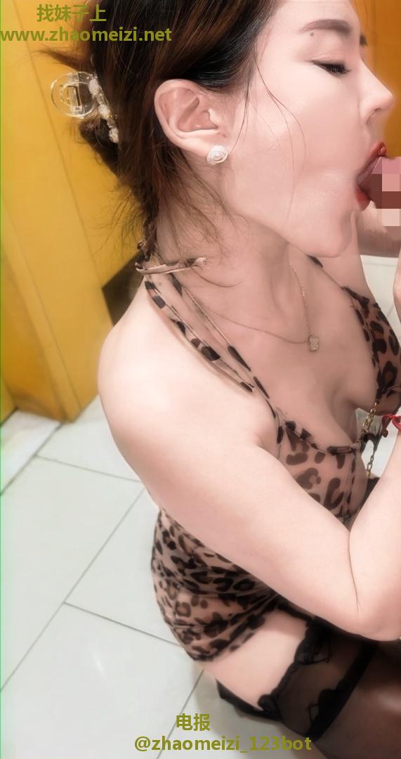 服务系极品少妇