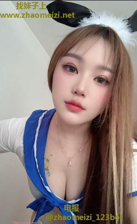 大奶易高潮小甜甜
