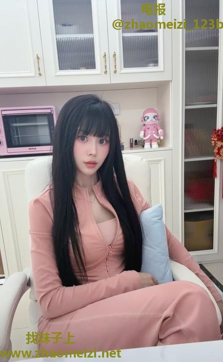 细腰服务系小妖精